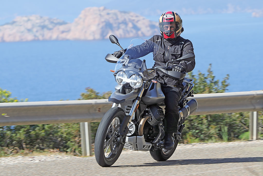 Tolle, dynamische Guzzi, die V85 TT Modell 2019