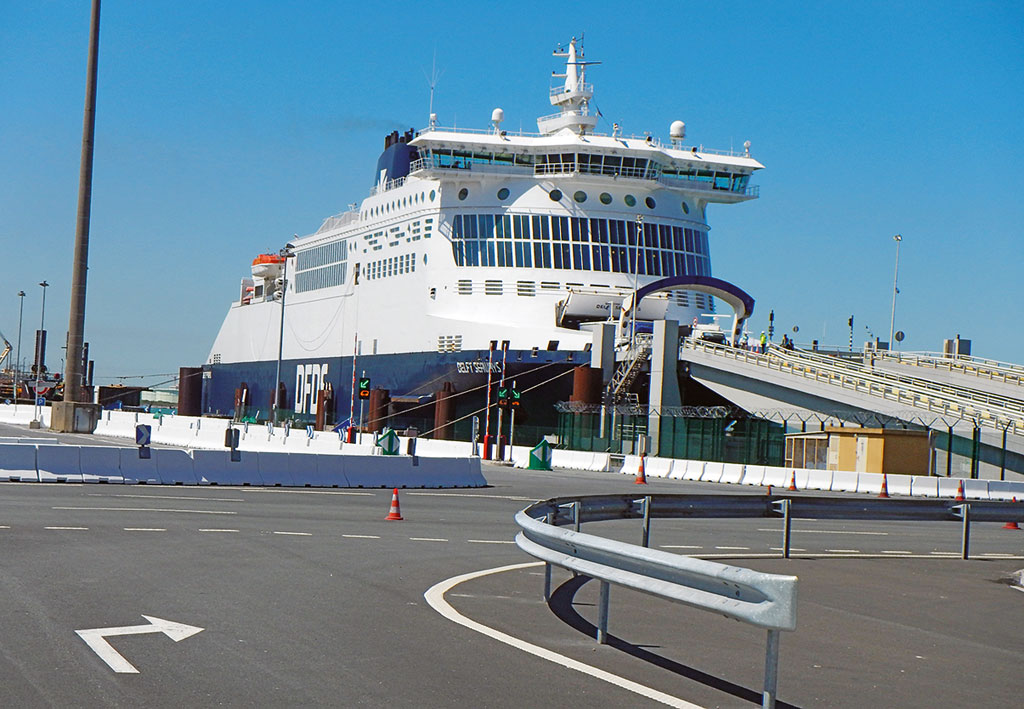 Mit der Fähre gehts zur Brit Butt Rally