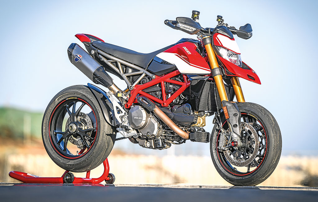 Ducati Hypermotard 950SP - Modell 2019 - rechts