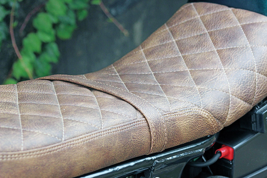 Sitzbank - Honda CB Sevenfifty Roadster-Umbau