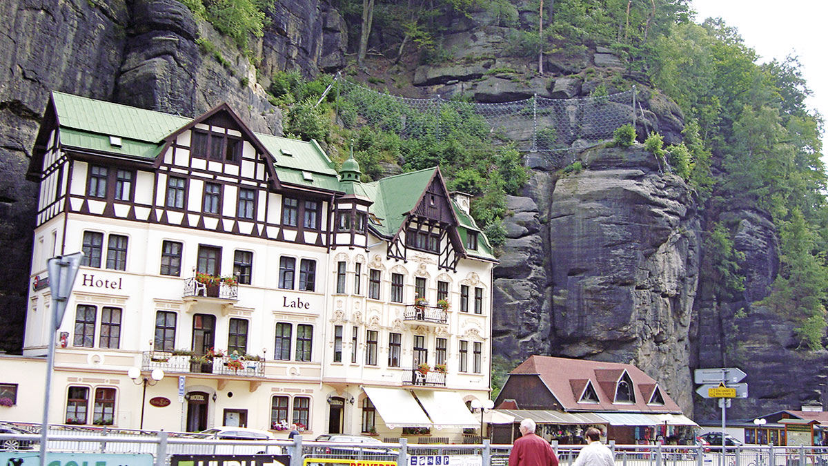 Beeindruckende Kulisse in der Felsenstadt Hřensko