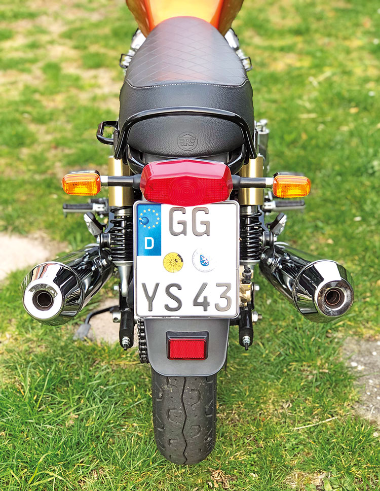 Royal Enfield Interceptor 650 - Spritzschutz