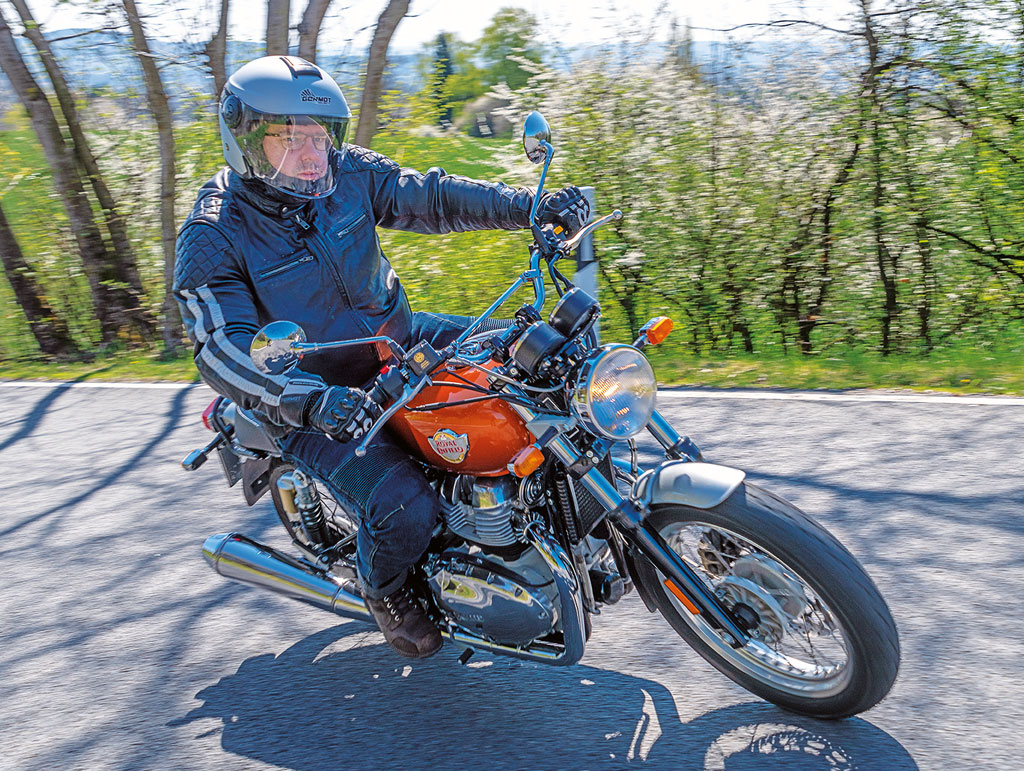 Royal Enfield Interceptor 650 - motorcyclepics