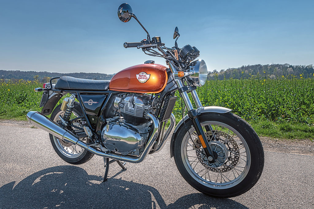 Royal Enfield Interceptor 650 - rechts