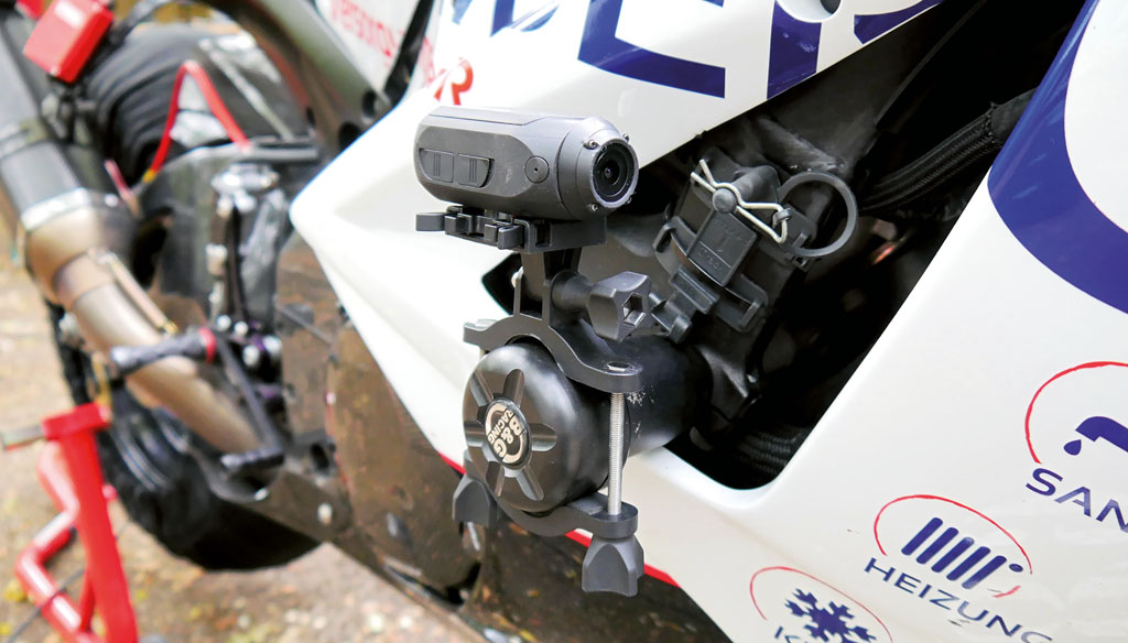 Ghost X Actioncam - Montage an Sturzpad