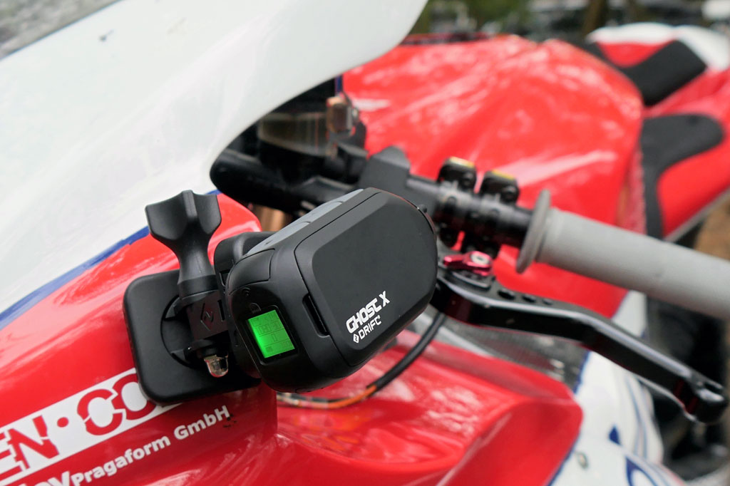 Ghost X Actioncam - Montage an Verkleidung