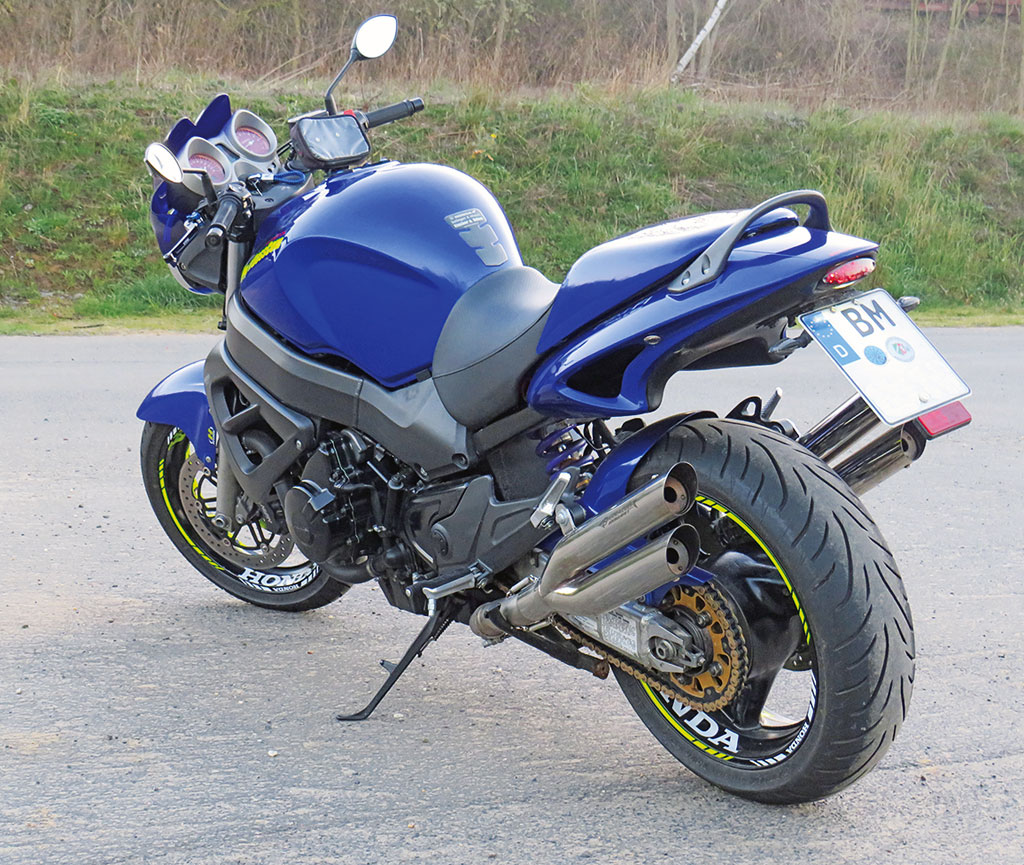 Honda X-eleven / X11 Heck