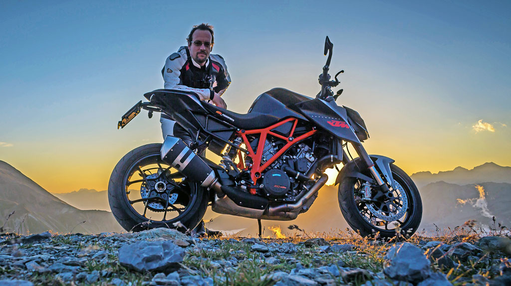 Jürgen Theiner - Motoprosa, Geschichten aus der Kurve Jürgen Theiner - Motoprosa, Geschichten aus der Kurve