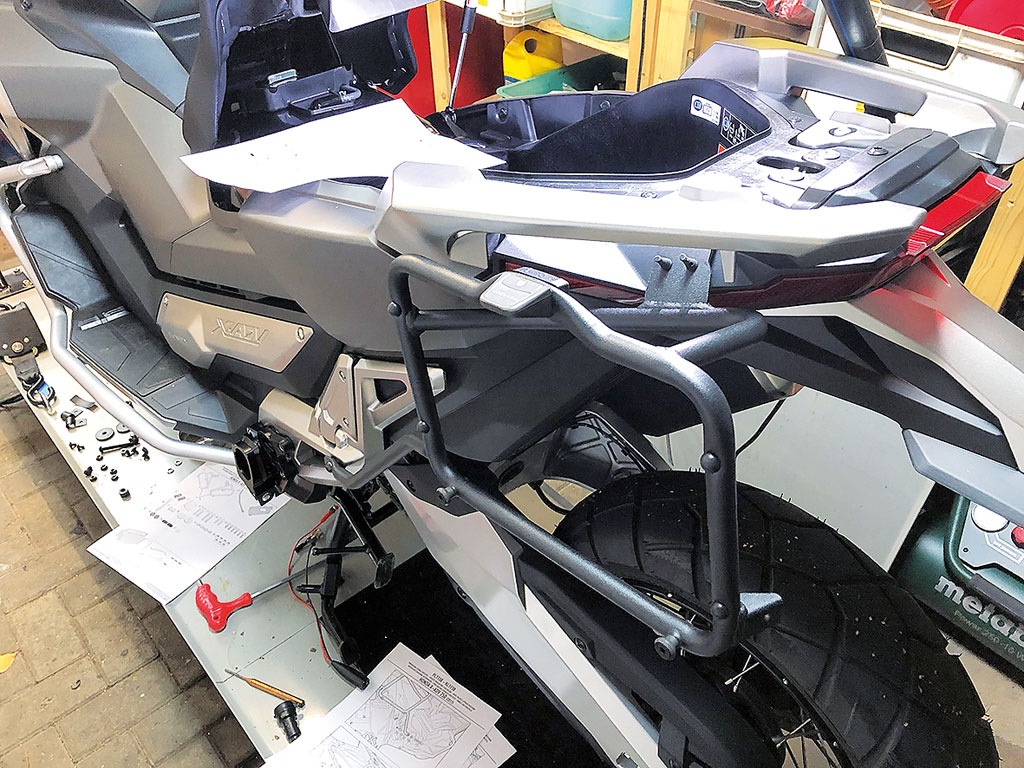 Einfacher Anbau der stabilen GIVI Kofferträger