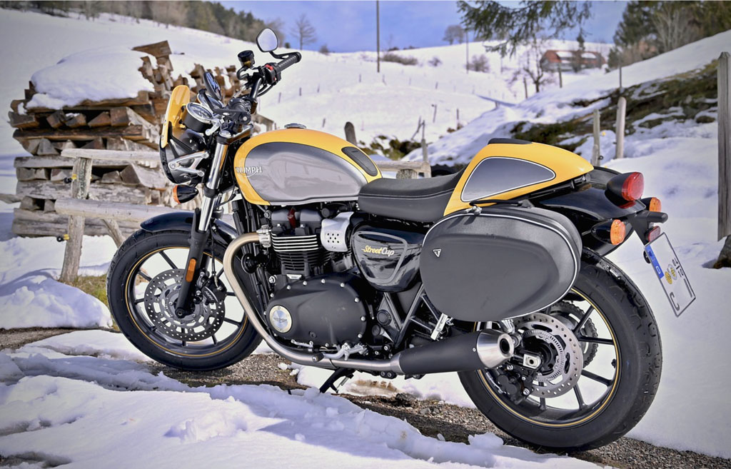 Motorrad winterfest machen