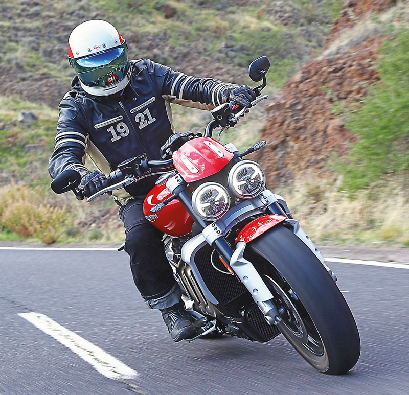 Frontansicht, Triumph Rocket 3 R Modell 2020