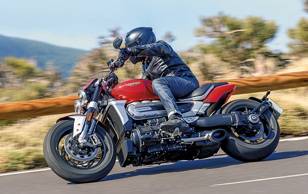 Fahrbericht Triumph Rocket 3 R / GT Modell 2020