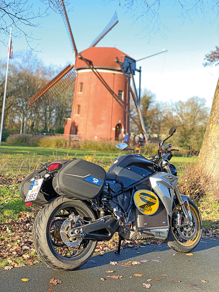 GIVI-Softbags an der Energica EsseEsse9 Special, Modell 2019