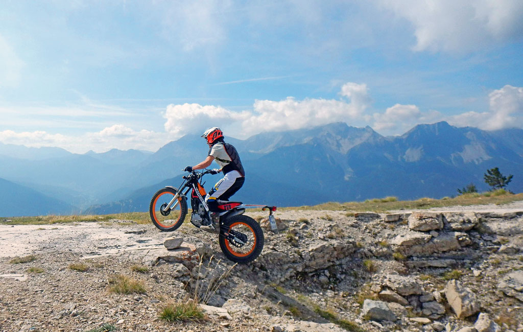 Trialfahren schult auch für die Straße