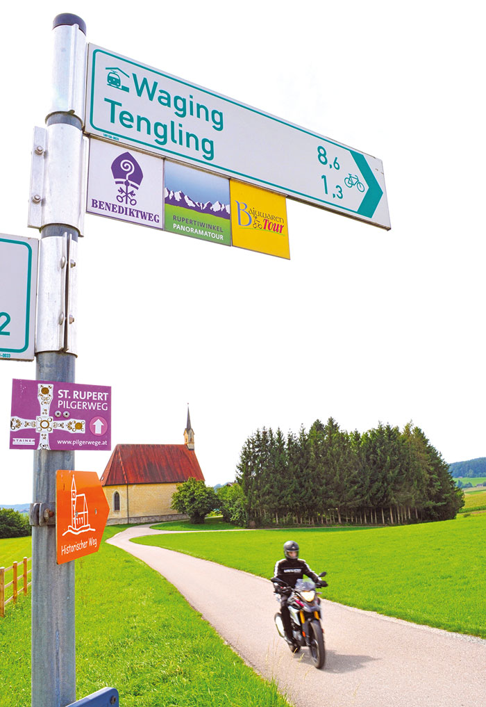 Motorradtour auf dem Benediktweg