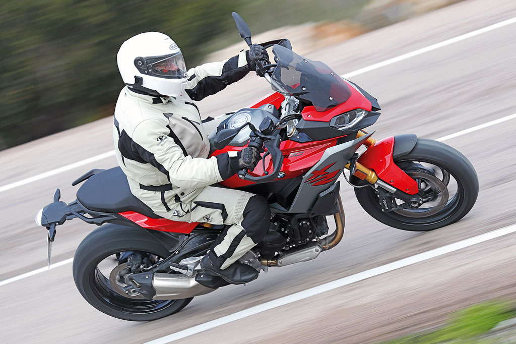 Motorrad, Reisen & Sport - BMW F 900 XR, Modell 2020