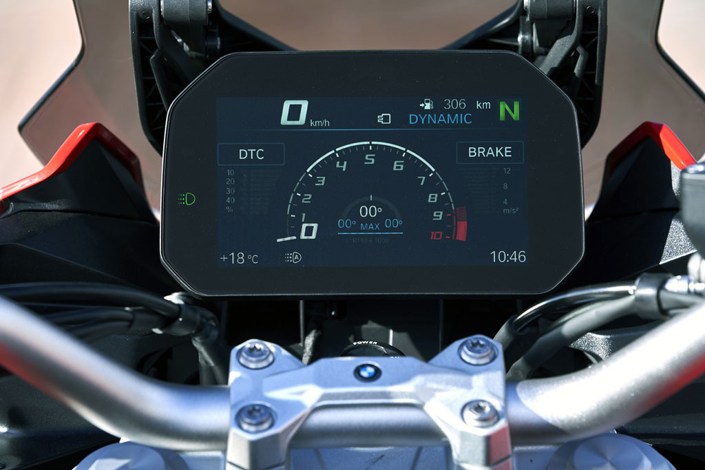 TFT-Display der BMW F 900 XR, Modell 2020