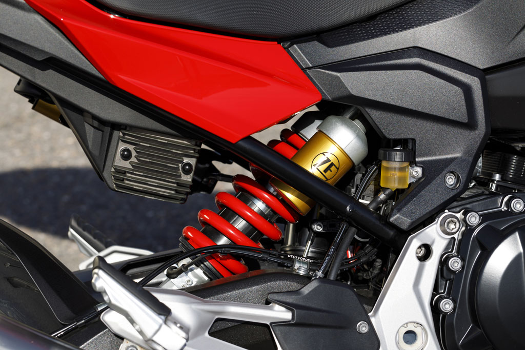 Dynamic ESA Federbein der BMW F 900 XR, Modell 2020