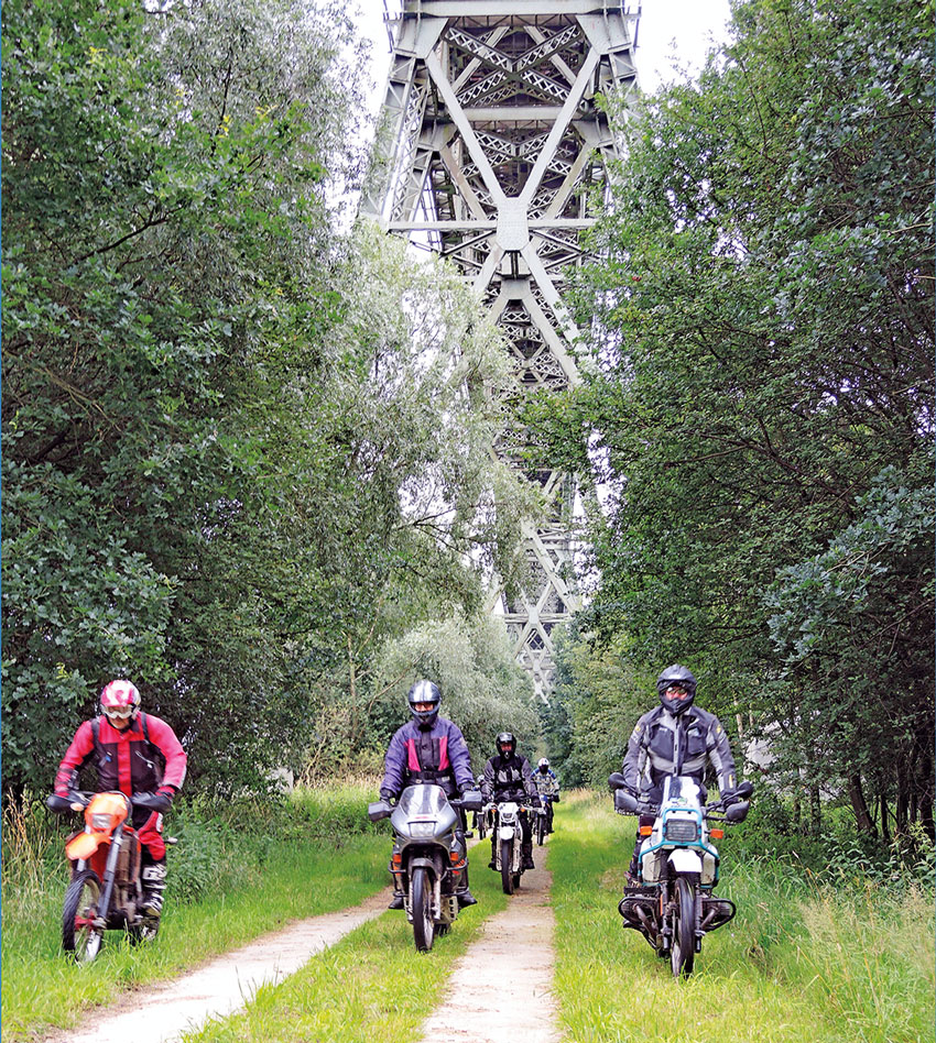 Eisenbahnhochbrücke von Hochdonn: 14.745 Tonnen Stahl
