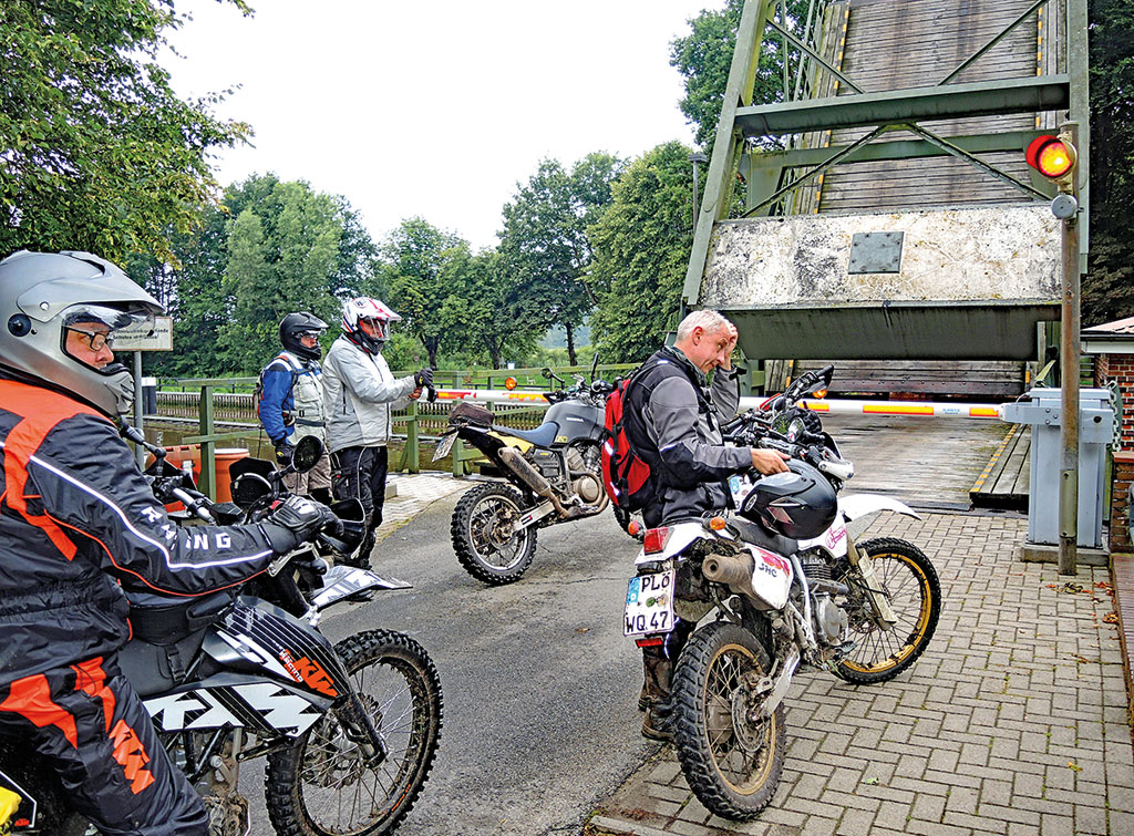 Klappbrücke am Gieselau-Kanal