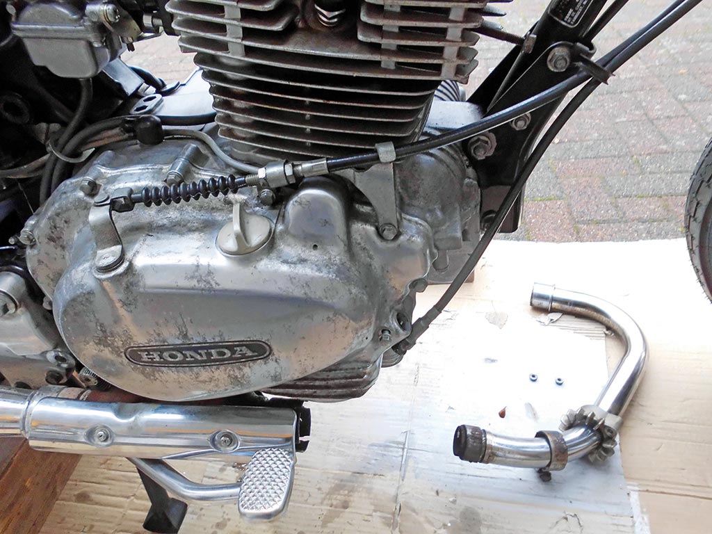 Korrosion überall an der Honda CB 400 T