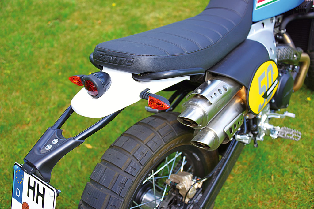 Unzureichender Spritzschutz hinten an der Fantic Caballero 500 Rally Unzureichender Spritzschutz hinten an der Fantic Caballero 500 Rally