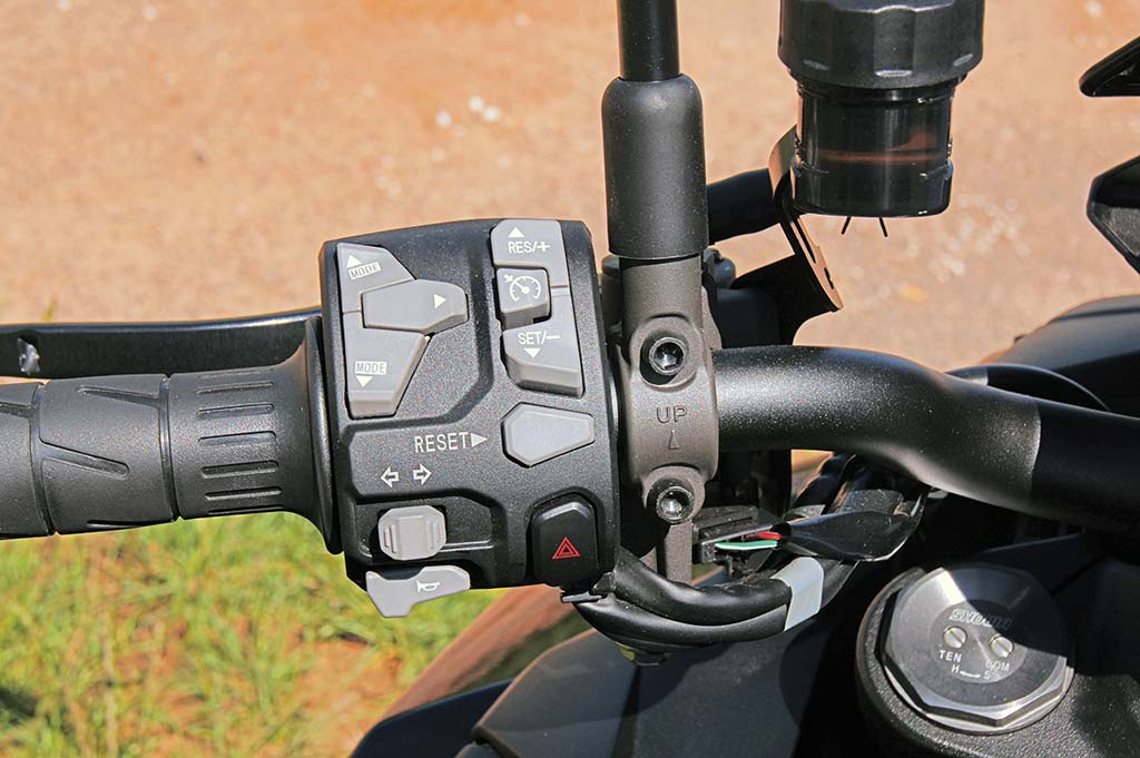 Linke Lenkerarmatur der Kawasaki Z H2, Modell 2020