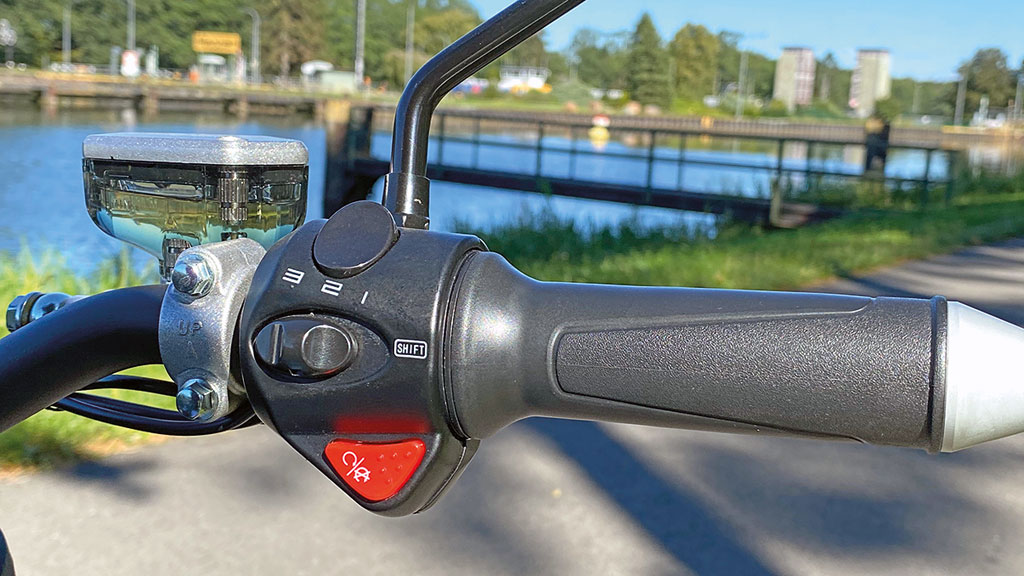 Begrenzungsschalter für die V-max - Super Soco TC Max - Modell 2020 Begrenzungsschalter für die V-max - Super Soco TC Max - Modell 2020