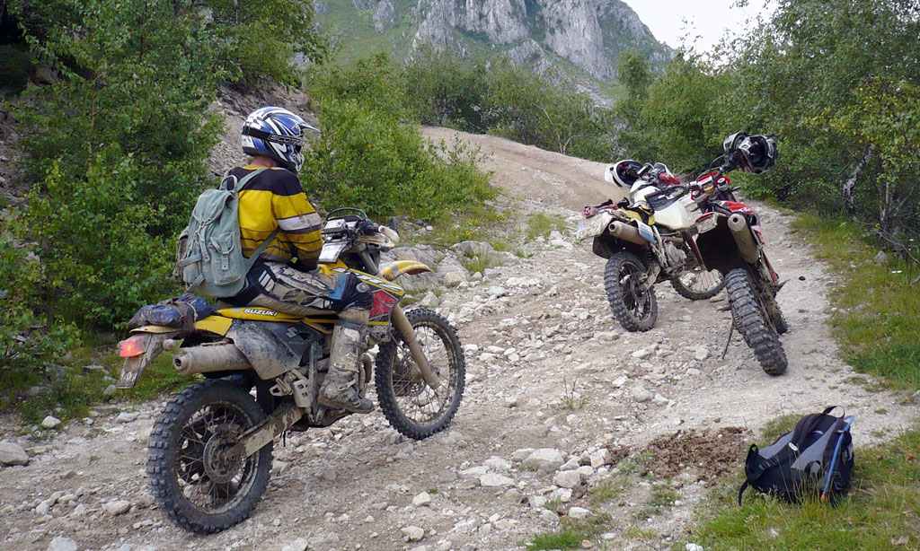 Endurowandern mit der Suzuki DR-Z 400 S Endurowandern mit der Suzuki DR-Z 400 S