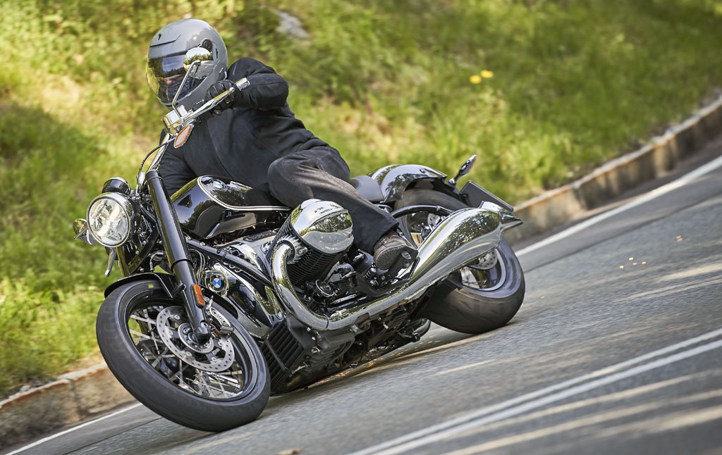 Bauartbedingt eingeschränkte Schräglagenfreiheit - BMW R 18 First Edition Bauartbedingt eingeschränkte Schräglagenfreiheit - BMW R 18 First Edition