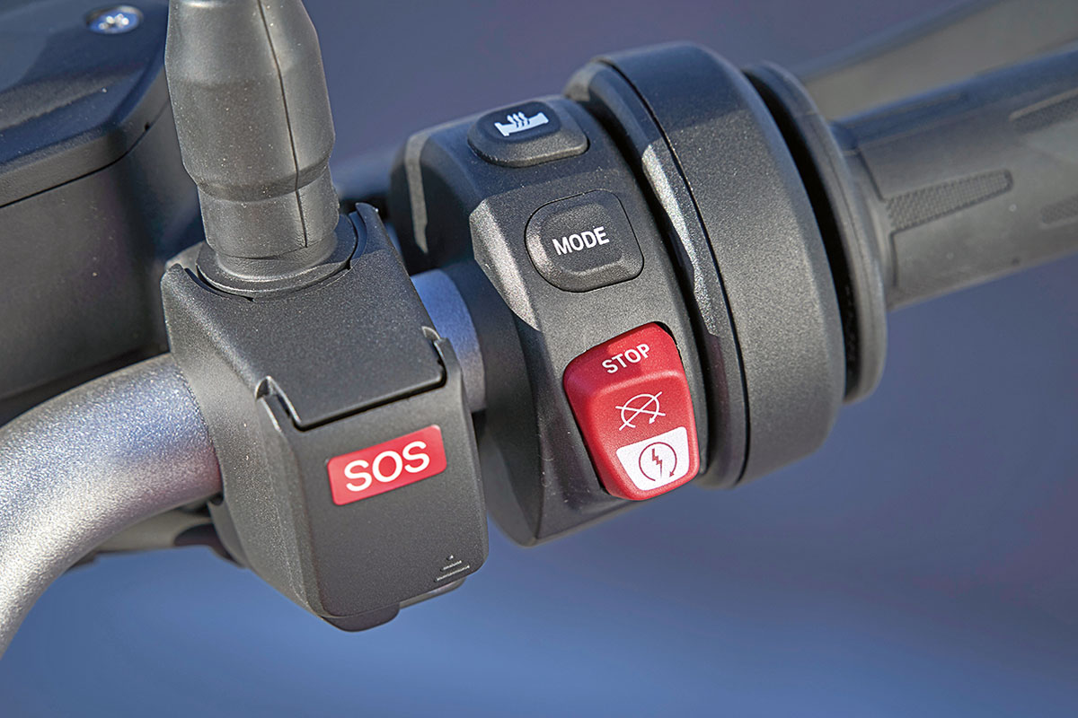 Optionales SOS-System, BMW F 900 R Roadster - Modell 2020 Optionales SOS-System, BMW F 900 R Roadster - Modell 2020