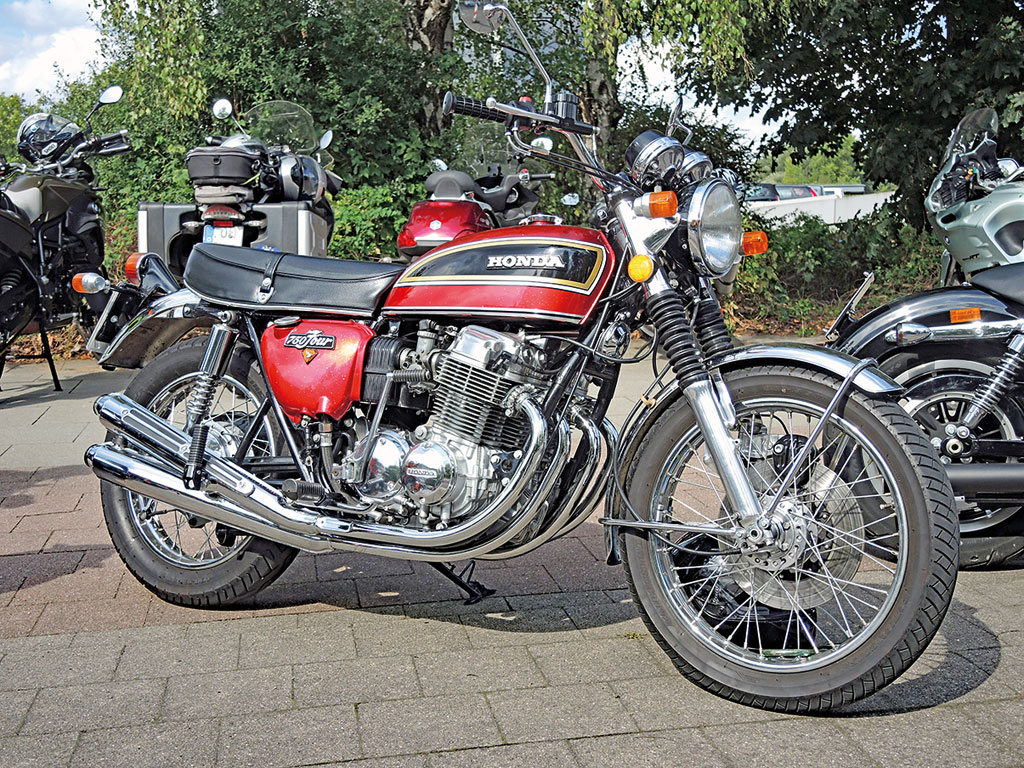 Legendäre Ahnin der EX: die Honda CB 750 four