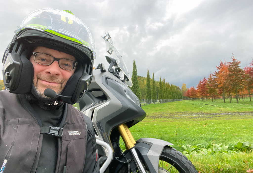 LS2 FF900 Valiant II