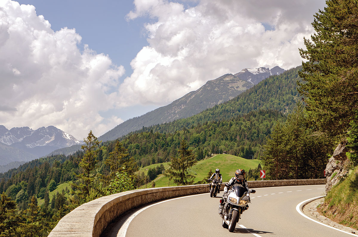 Motorradtour Deutscher Alpenrand - Der Gaichtpass verbindet das Lechtal mit dem Haldensee Motorradtour Deutscher Alpenrand - Der Gaichtpass verbindet das Lechtal mit dem Haldensee