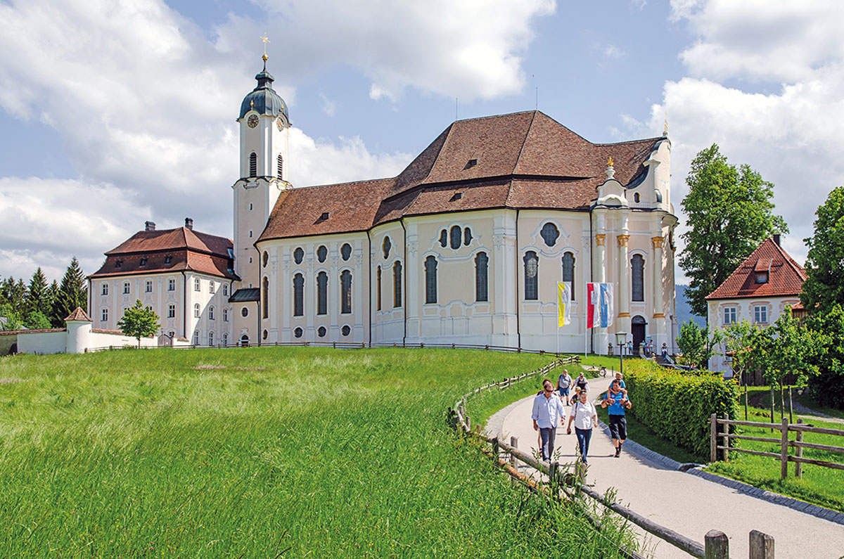 Motorradtour Deutscher Alpenrand - Die Wieskirche Motorradtour Deutscher Alpenrand - Die Wieskirche