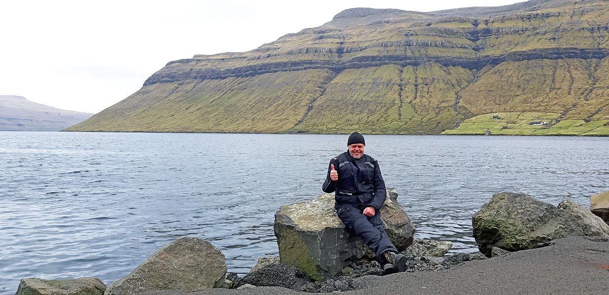 Motorradreise Island mit BMW R27 Gespann