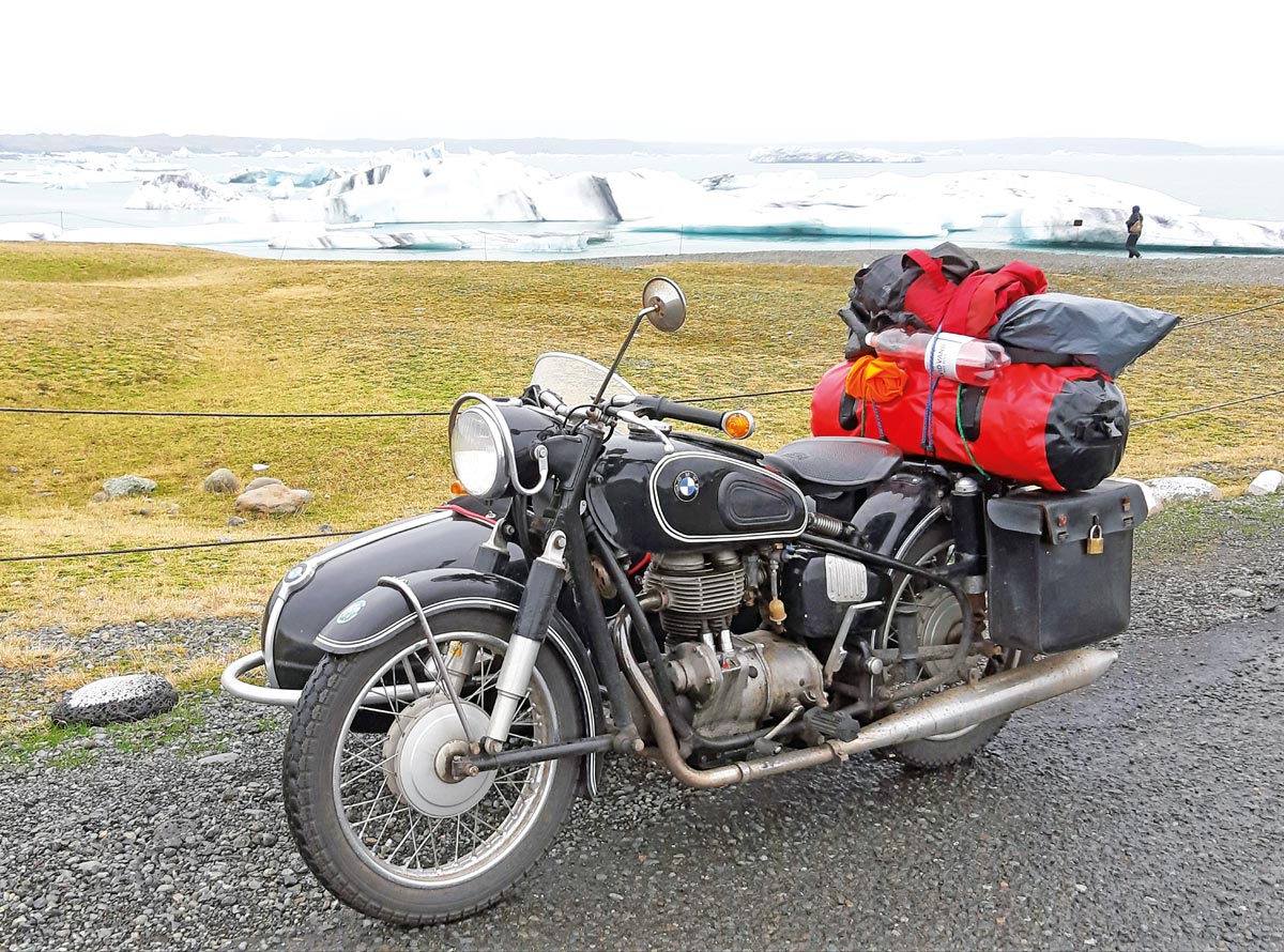 Motorradreise Island mit BMW R27 Gespann