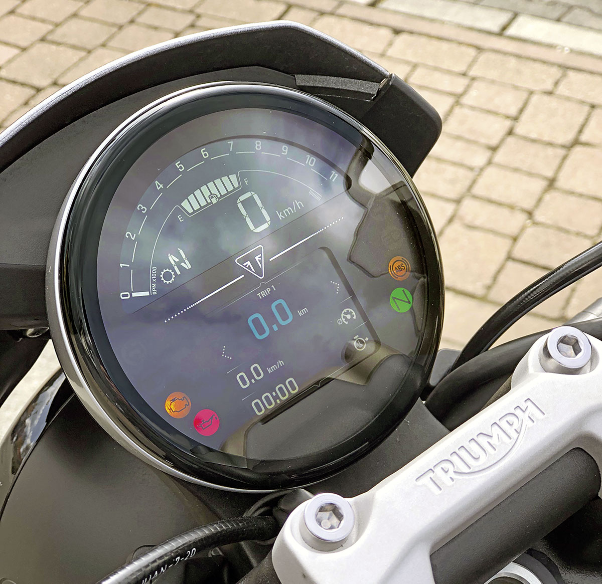 Cockpit der Triumph Trident 660, Modell 2021 Cockpit der Triumph Trident 660, Modell 2021