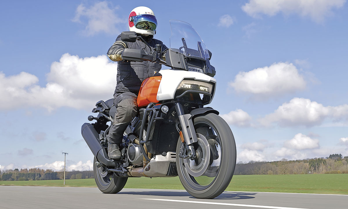 Polarisierende Front - Harley-Davidson Pan America