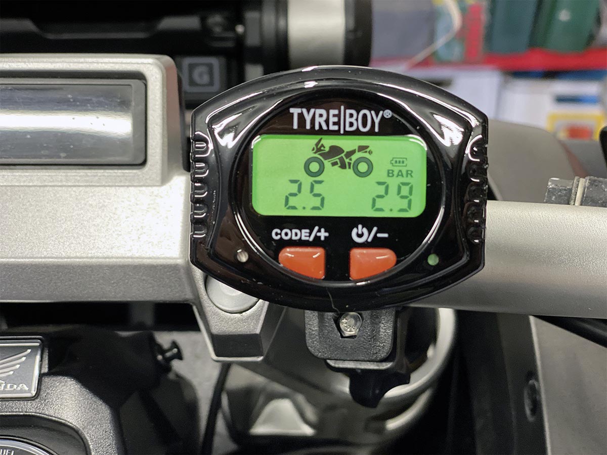 Automatische Hintergrundbeleuchtung - Tyre Boy Reifendruckkontrollsystem Automatische Hintergrundbeleuchtung - Tyre Boy Reifendruckkontrollsystem