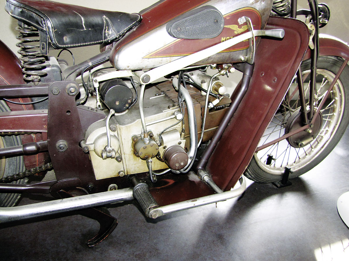 Moto Guzzi Mehrzylinder-Reihenmotoren - Tre Cilindri Grand Turismo 