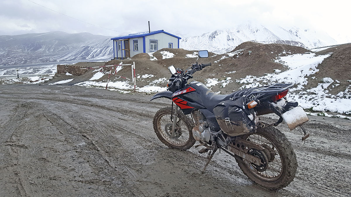 Beschwerliche Straßenbedingungen Beschwerliche Straßenbedingungen