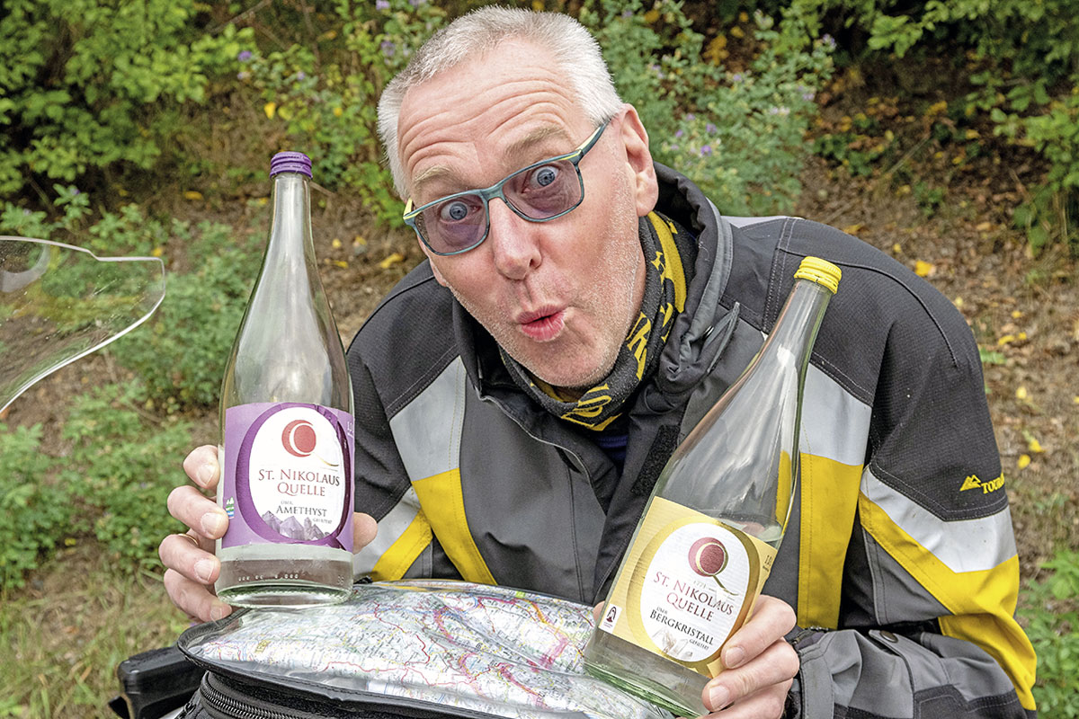 Motorradtour Saar-Nahe-Bergland - Die Kraft der Steine? Edelsteinwasser aus Idar-Oberstein Motorradtour Saar-Nahe-Bergland - Die Kraft der Steine? Edelsteinwasser aus Idar-Oberstein