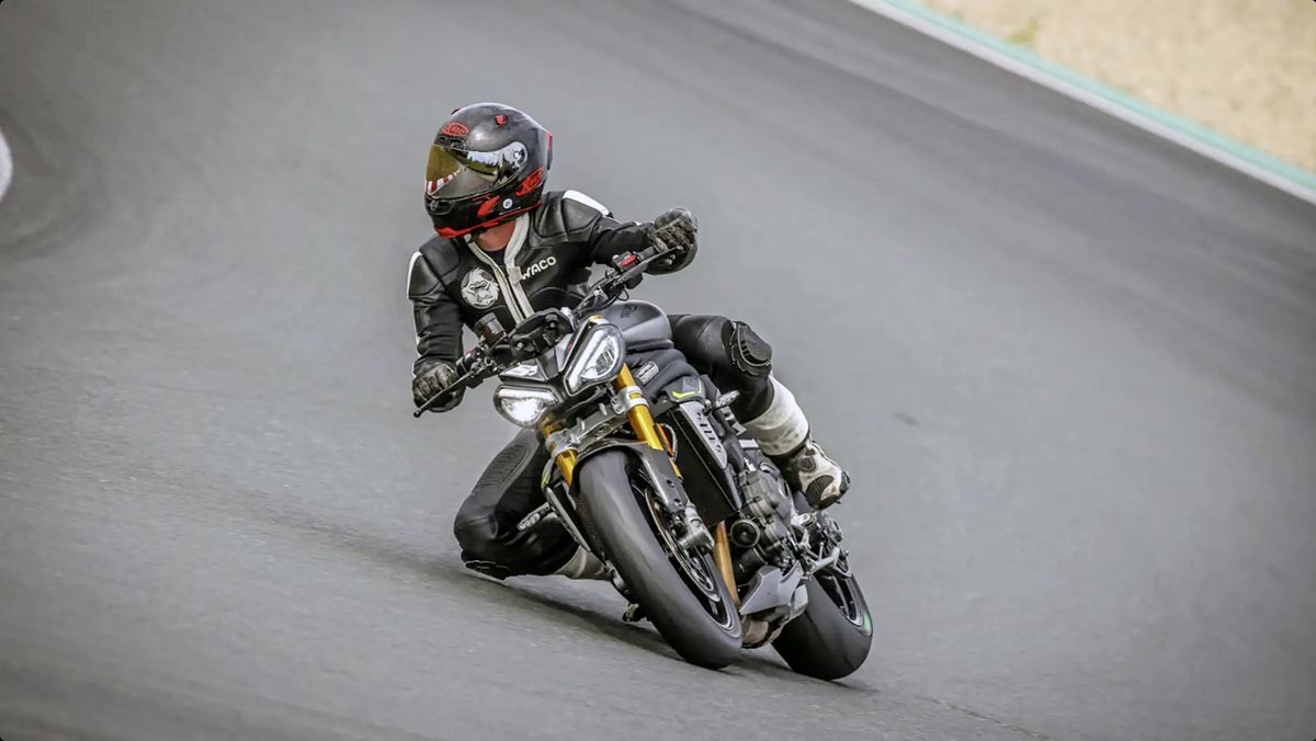 Digitale Freiheit beim Motorradfahren Digitale Freiheit beim Motorradfahren