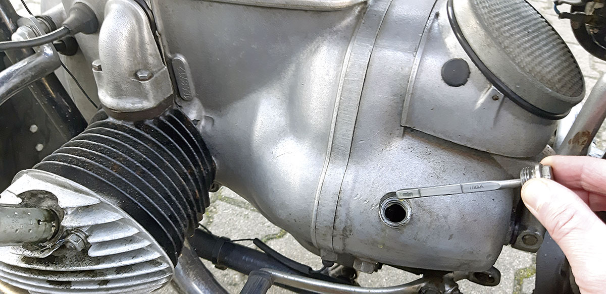 IFA MZ BK 350 - Peilstab für Getriebeöl