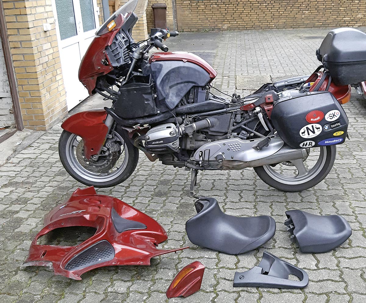 BMW R 1100 RT Wechsel des Kraftstofffilters BMW R 1100 RT Wechsel des Kraftstofffilters