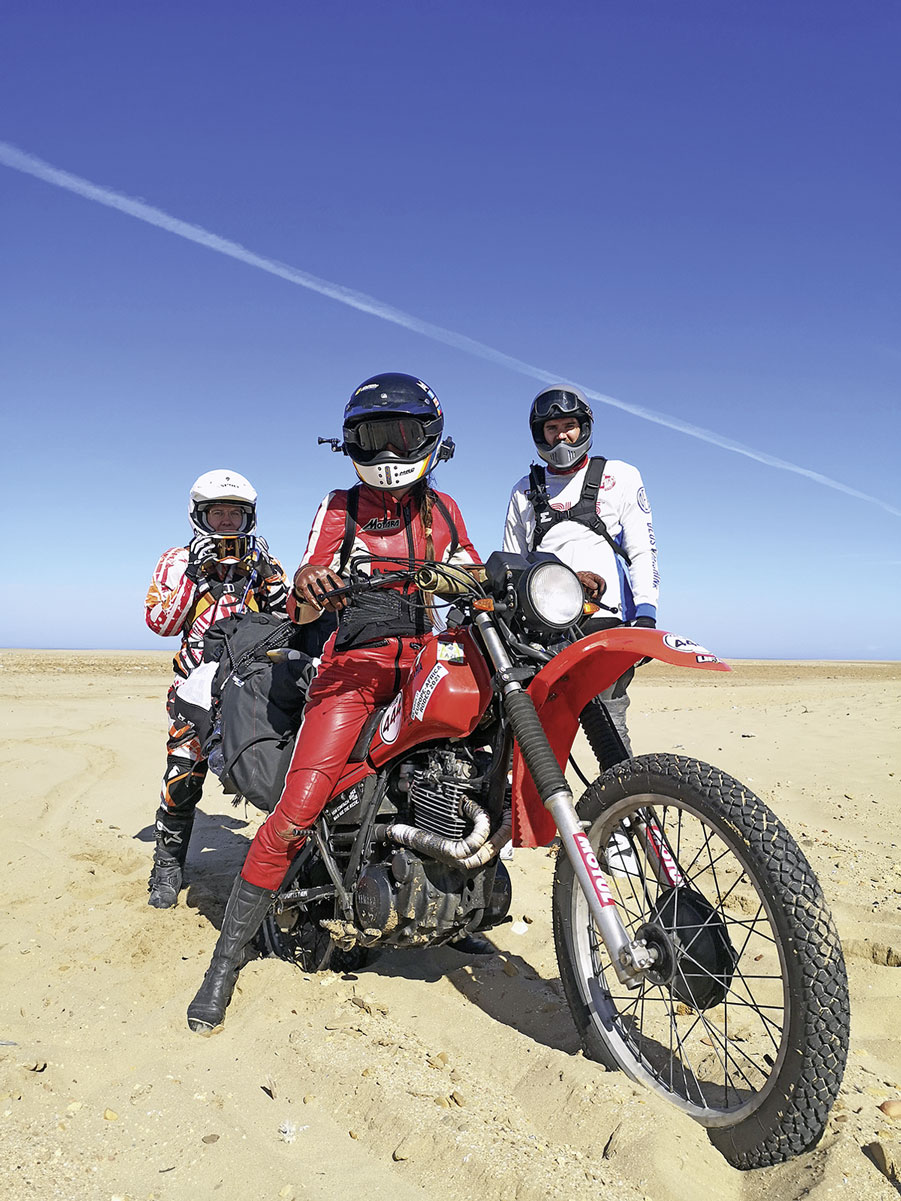 Affeaufbike - BackRoadClub - Europe Africa Affeaufbike - BackRoadClub - Europe Africa