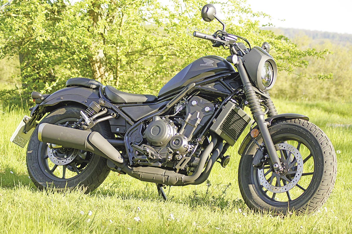 Honda CMX 500 Rebel rechte Seite