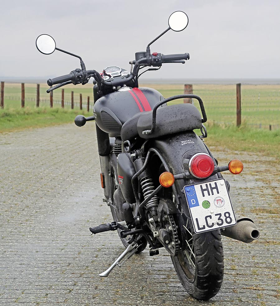 Die 350er Enfield ist ein "moderner" Oldtimer