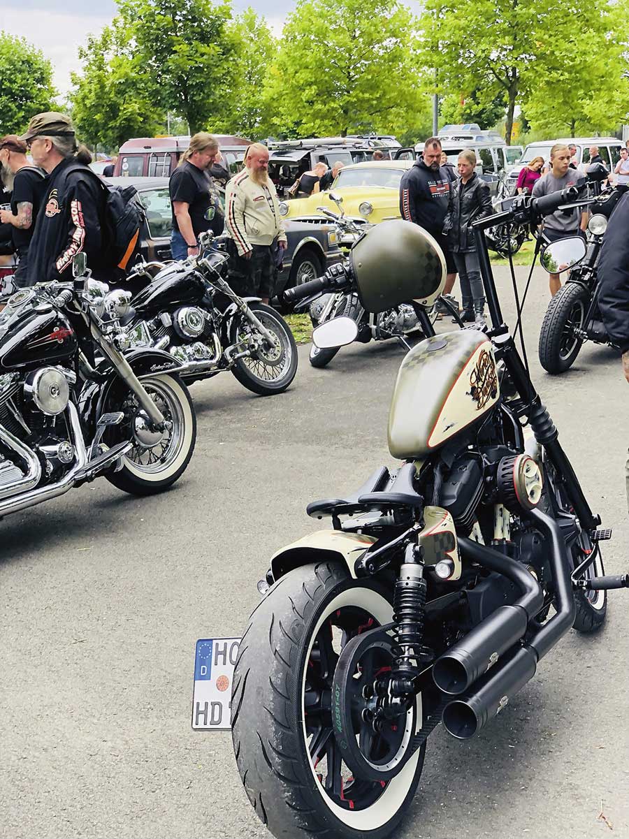 Sommer, Sonne, Cars & Bikes u.v.m. Sommer, Sonne, Cars & Bikes u.v.m.